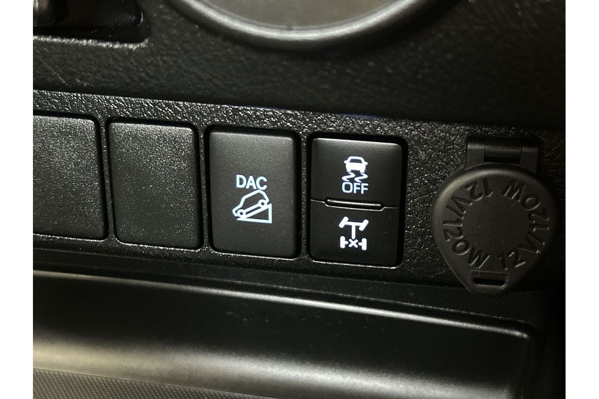 2020 Toyota Hilux SR GUN126R 4X4