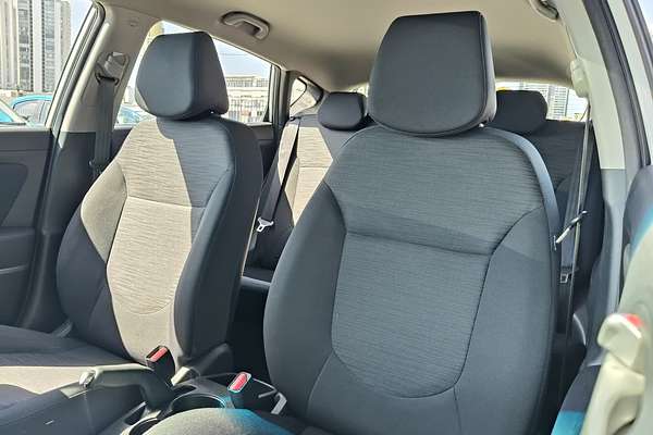 2018 Hyundai Accent Sport RB6