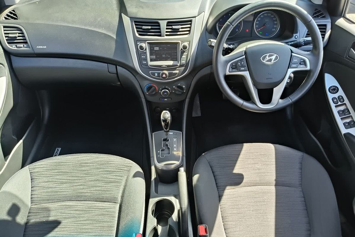 2018 Hyundai Accent Sport RB6