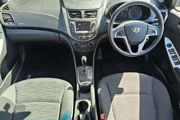 2018 Hyundai Accent Sport RB6