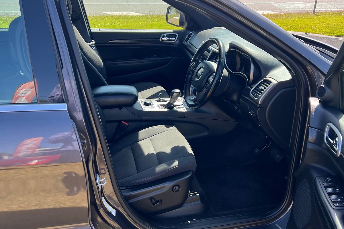 2019 Jeep Grand Cherokee Laredo WK