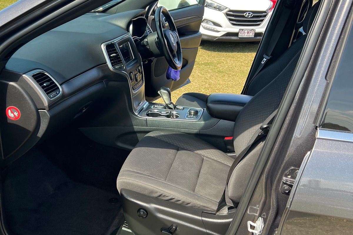 2019 Jeep Grand Cherokee Laredo WK