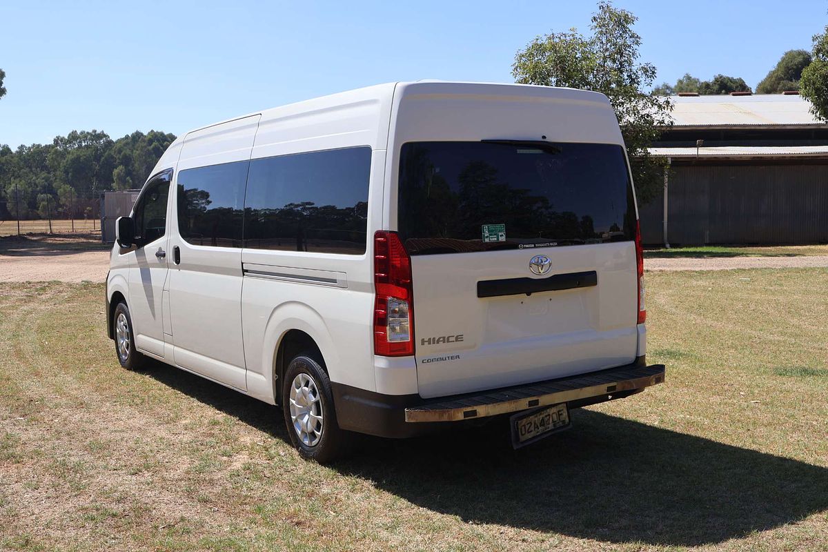 2021 Toyota Hiace Commuter GDH322R ELWB