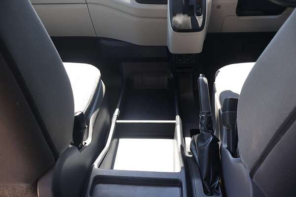 2021 Toyota Hiace Commuter GDH322R ELWB