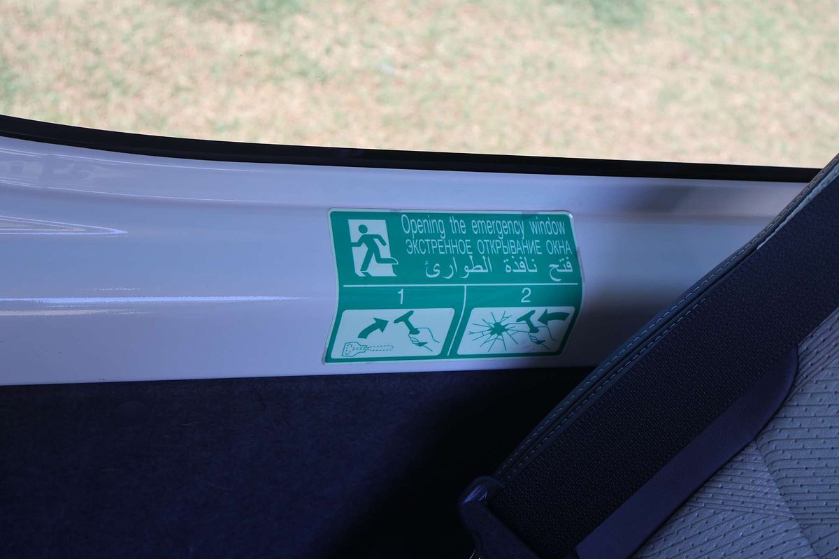 2021 Toyota Hiace Commuter GDH322R ELWB