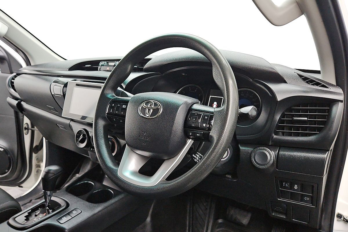2020 Toyota Hilux SR GUN126R 4X4