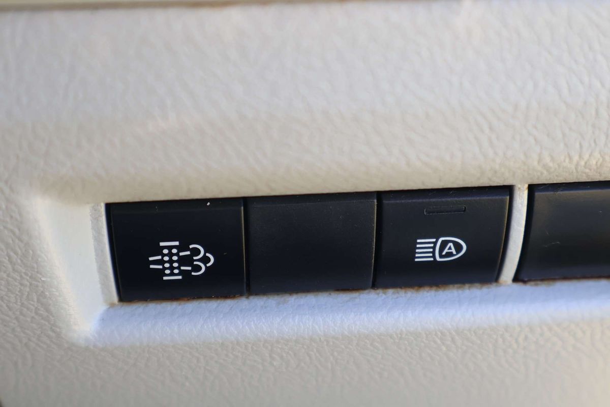 2021 Toyota Hiace Commuter GDH322R ELWB
