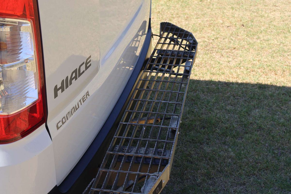 2021 Toyota Hiace Commuter GDH322R ELWB