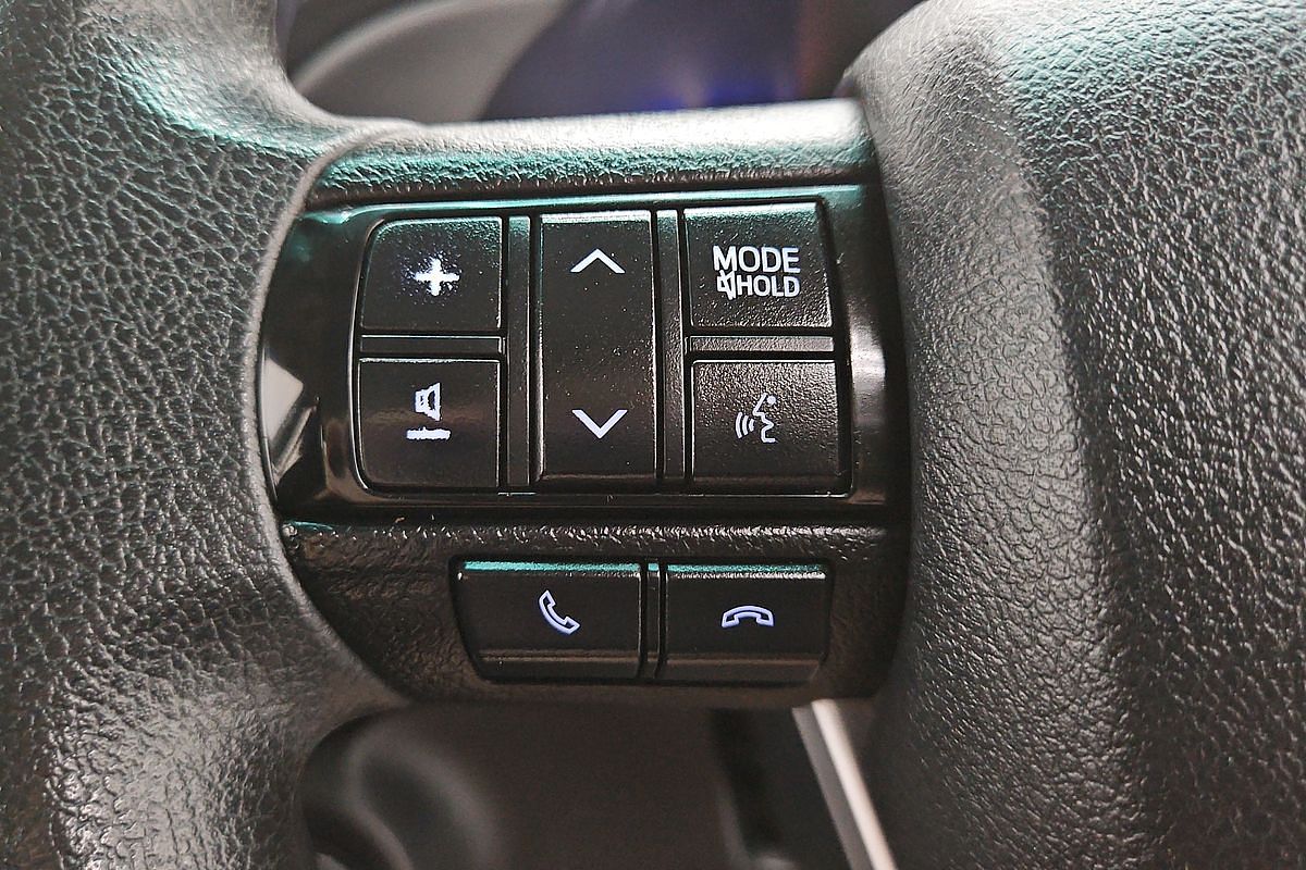 2020 Toyota Hilux SR GUN126R 4X4