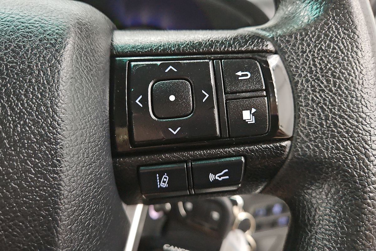 2020 Toyota Hilux SR GUN126R 4X4
