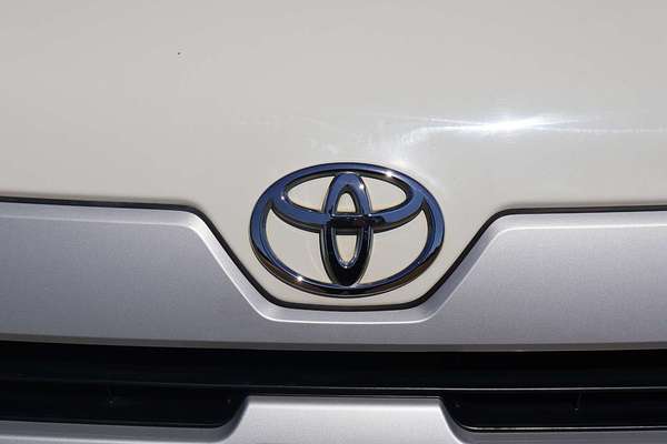 2021 Toyota Hiace Commuter GDH322R ELWB