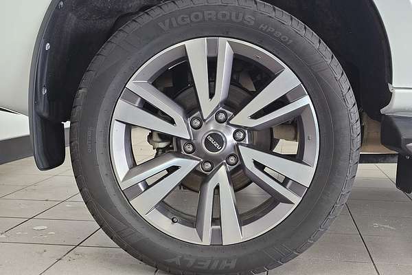 2023 Isuzu MU-X LS-T