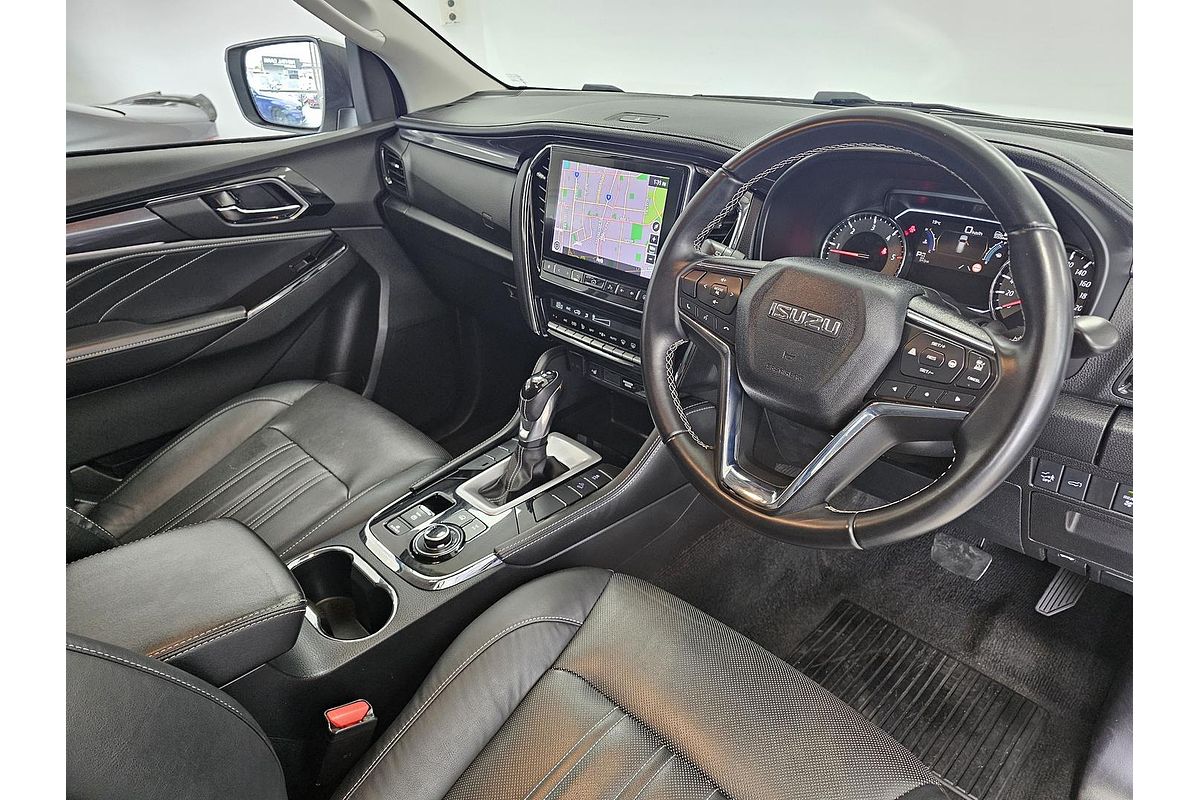 2023 Isuzu MU-X LS-T