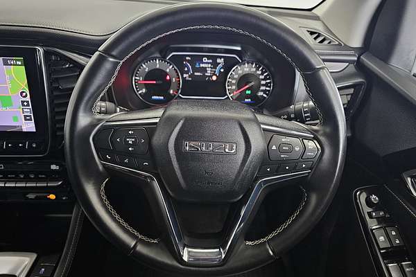 2023 Isuzu MU-X LS-T