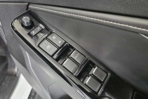 2023 Isuzu MU-X LS-T