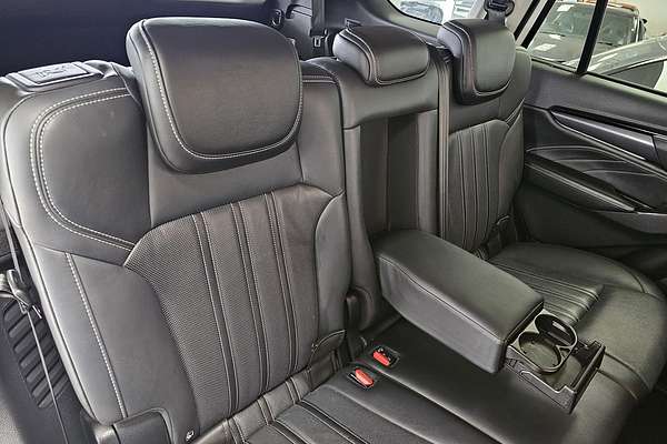 2023 Isuzu MU-X LS-T