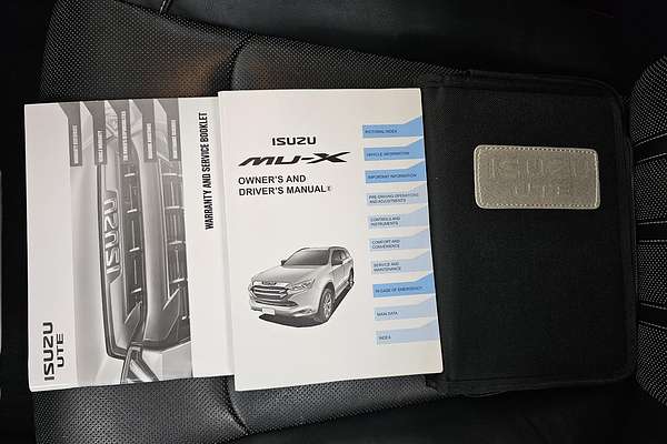 2023 Isuzu MU-X LS-T