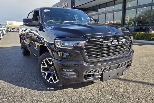 2025 RAM 1500 Laramie Sport Hurricane SO RamBox DT 4X4 SWB