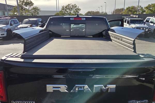 2025 RAM 1500 Laramie Sport Hurricane SO RamBox DT 4X4 SWB