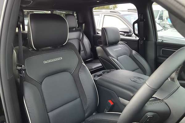 2025 RAM 1500 Laramie Sport Hurricane SO RamBox DT 4X4 SWB