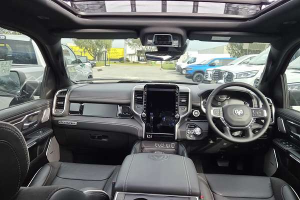 2025 RAM 1500 Laramie Sport Hurricane SO RamBox DT 4X4 SWB