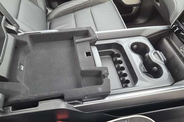 2025 RAM 1500 Laramie Sport Hurricane SO RamBox DT 4X4 SWB