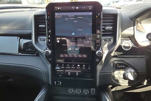 2025 RAM 1500 Laramie Sport Hurricane SO RamBox DT 4X4 SWB