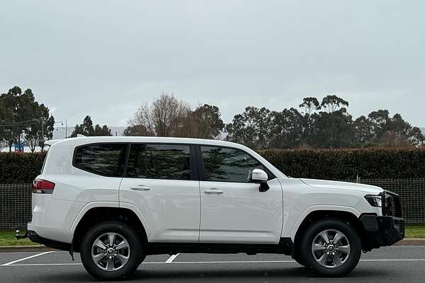 2022 Toyota Landcruiser GX FJA300R