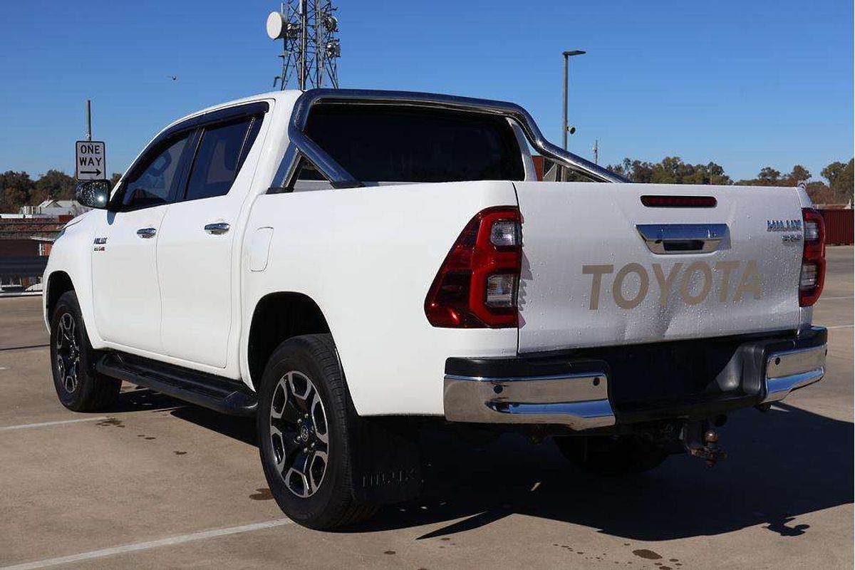 2021 Toyota Hilux SR5 GUN126R 4X4