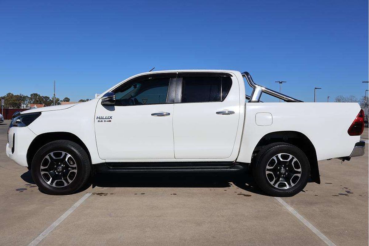 2021 Toyota Hilux SR5 GUN126R 4X4