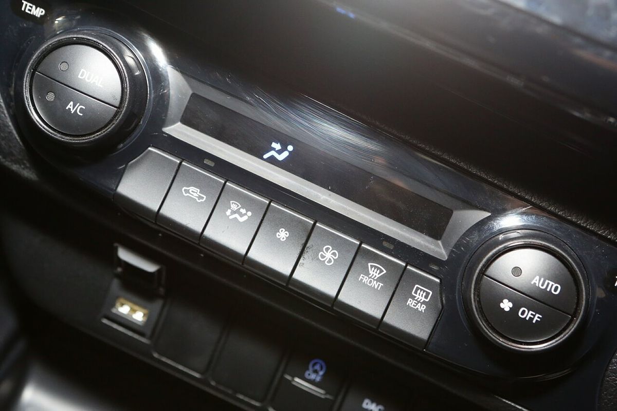 2024 Toyota Hilux SR GUN126R 4X4