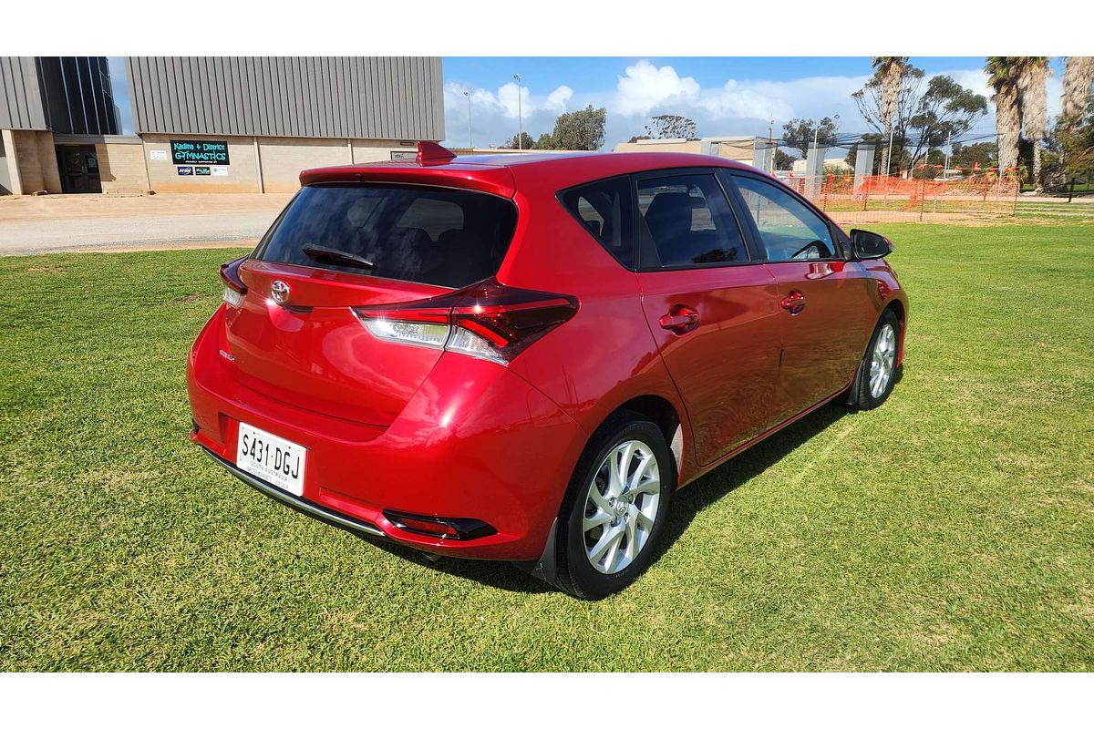 2017 Toyota Corolla Ascent Sport ZRE182R