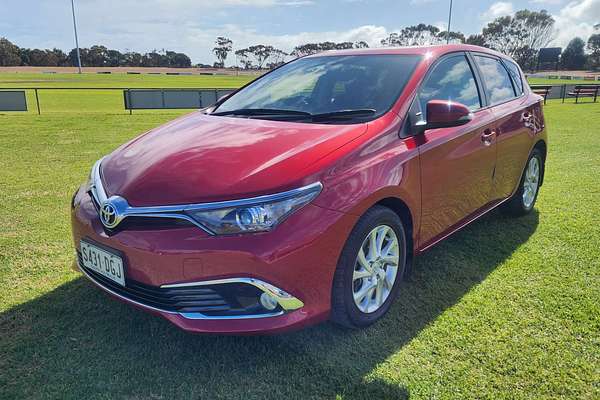 2017 Toyota Corolla Ascent Sport ZRE182R