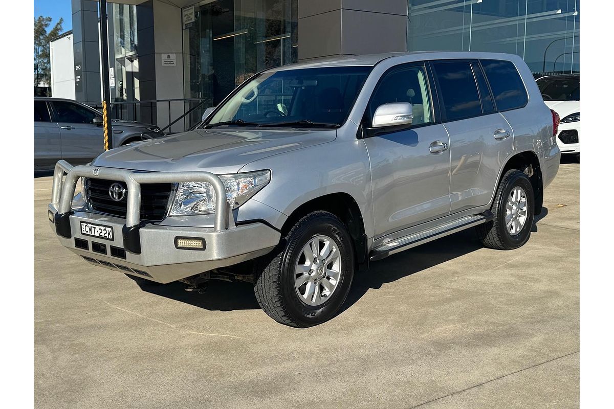2014 Toyota Landcruiser GXL VDJ200R