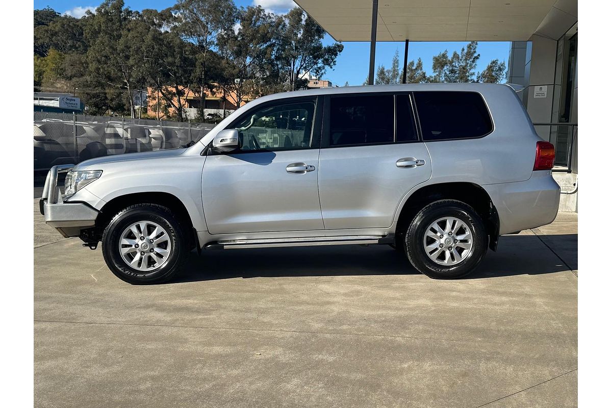 2014 Toyota Landcruiser GXL VDJ200R