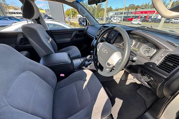 2014 Toyota Landcruiser GXL VDJ200R