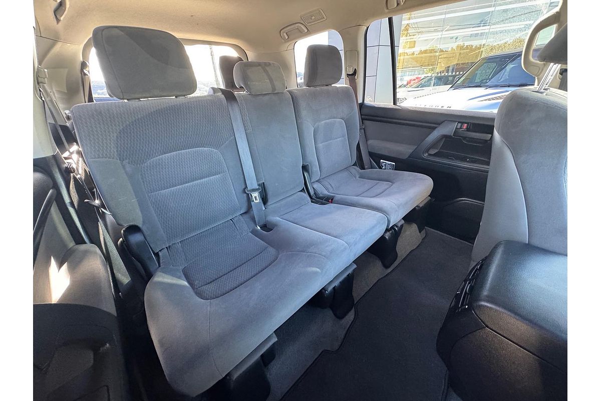 2014 Toyota Landcruiser GXL VDJ200R