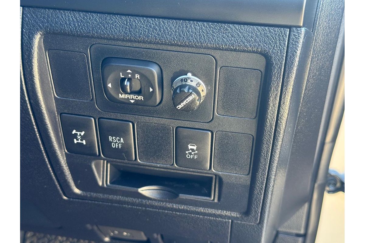 2014 Toyota Landcruiser GXL VDJ200R
