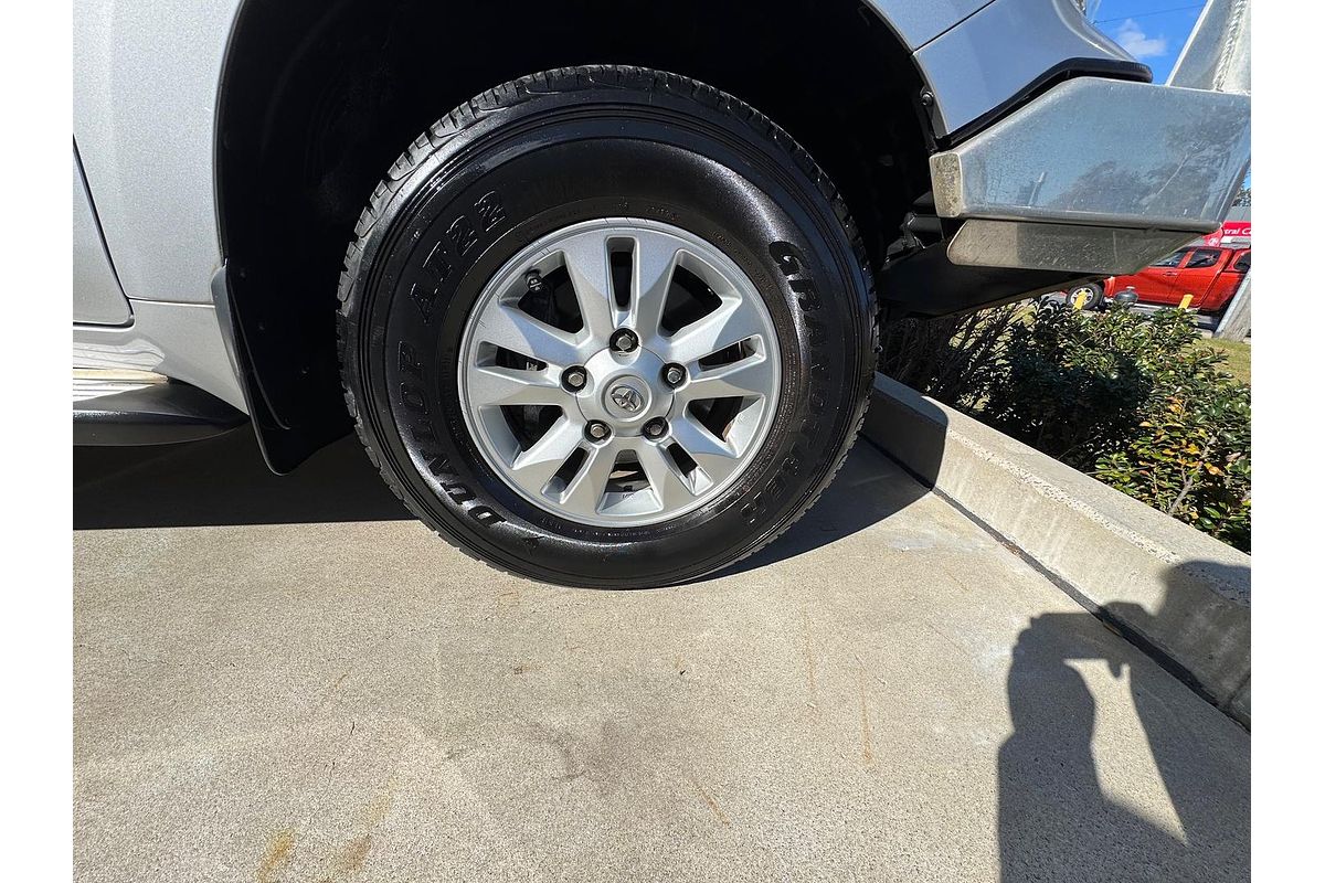 2014 Toyota Landcruiser GXL VDJ200R