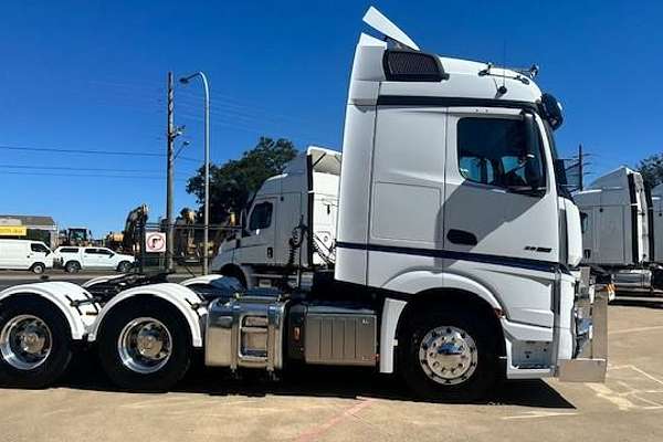 2023 Mercedes-Benz Actros 2658
