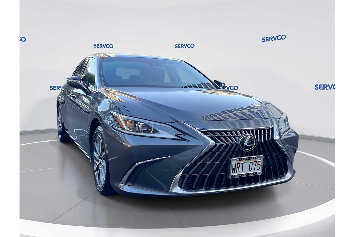 2022 Lexus ES