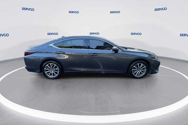 2022 Lexus ES