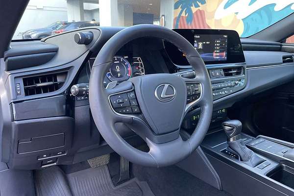 2022 Lexus ES