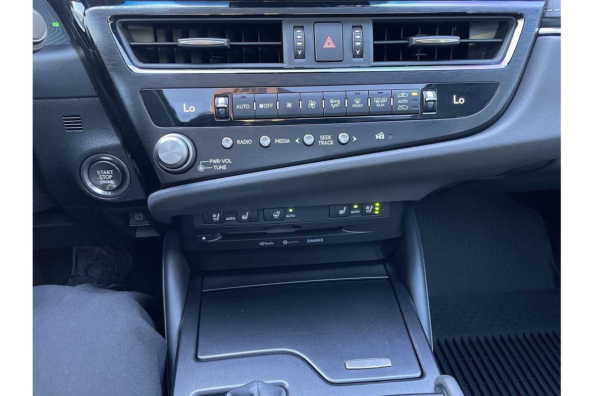 2022 Lexus ES