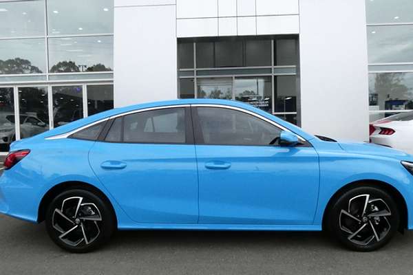 2023 MG MG5 Essence