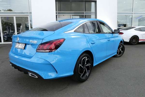 2023 MG MG5 Essence