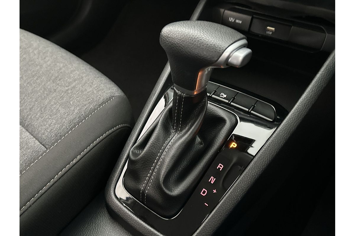 2023 Kia Stonic S YB