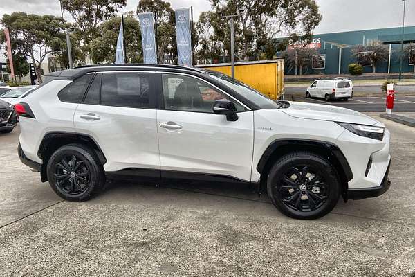 2024 Toyota RAV4 XSE AXAH54R