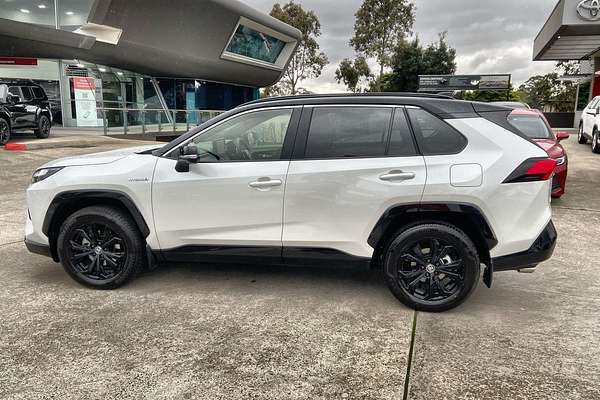 2024 Toyota RAV4 XSE AXAH54R