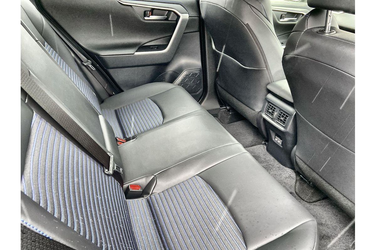 2024 Toyota RAV4 XSE AXAH54R